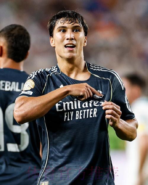 阿斯:皇马巴西双子星状态下滑 表现均不如上赛季 阿斯:皇马巴西双子星状态下滑 表现均不如上赛季